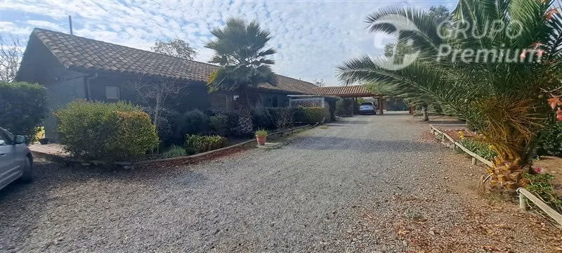 Parcela de 5.159 m con Piscina y Quincho Cerrado