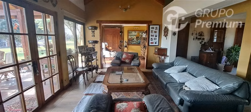 Parcela de 5.159 m con Piscina y Quincho Cerrado