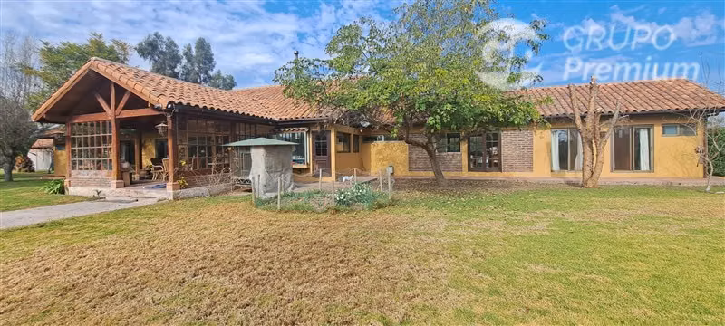 Parcela de 5.159 m con Piscina y Quincho Cerrado