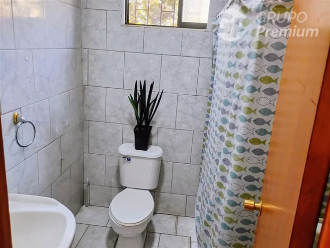 Parcela en venta en Curacaví 5300m2 +5d+3b+6est+1bodega
