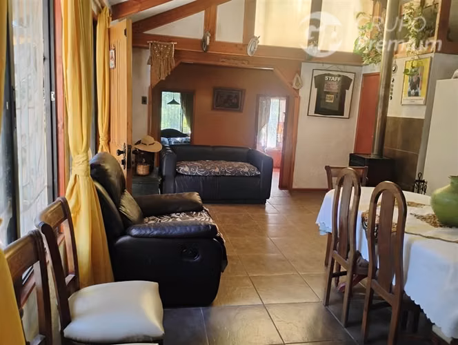 Parcela en venta en Curacaví 5300m2 +5d+3b+6est+1bodega