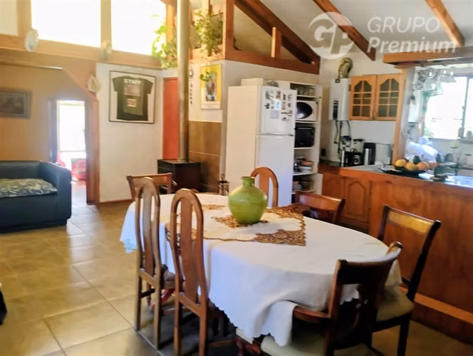 Parcela en venta en Curacaví 5300m2 +5d+3b+6est+1bodega