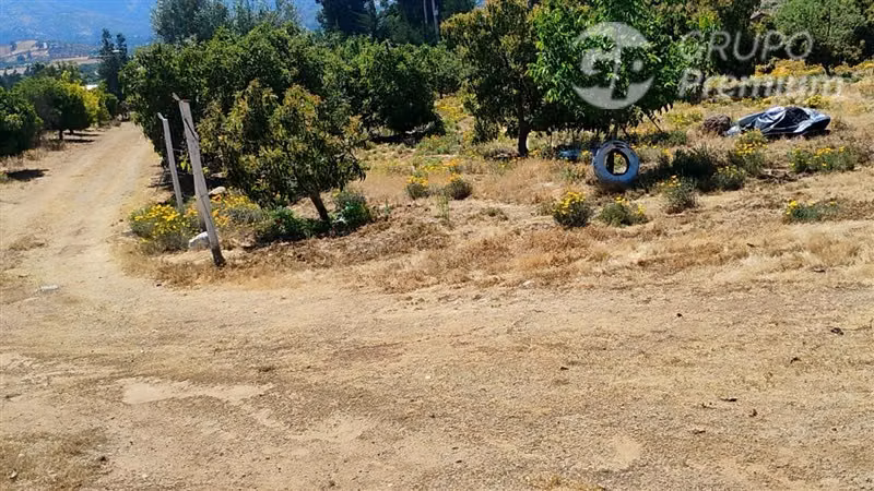 Parcela en venta en Curacaví 5300m2 +5d+3b+6est+1bodega