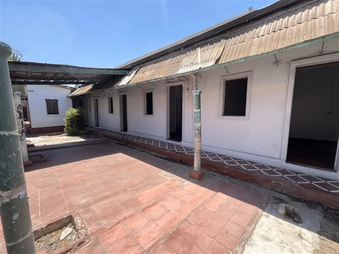 EN VENTA, CASA IDEAL COMERCIO, 7D,2B CONCHALI.