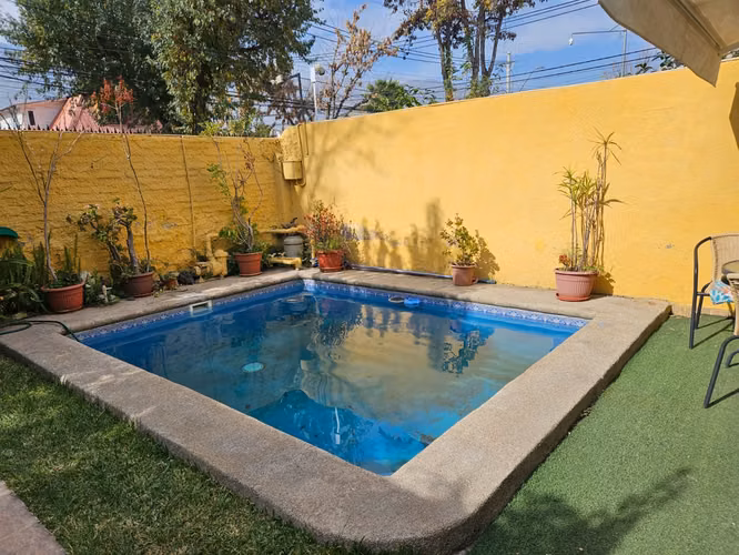 CASA La Reina