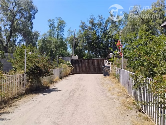 Parcela en venta en Lampa 5000m2 3d+2d+10est+1bod