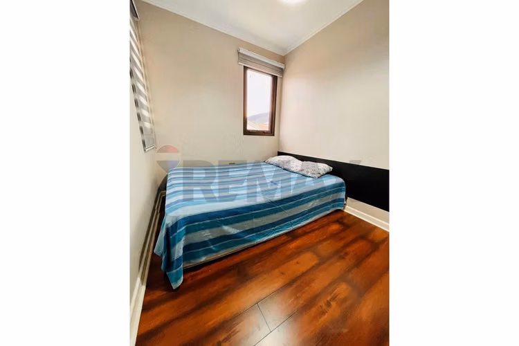 Casa en condominio de 4d+4b con moderno quincho