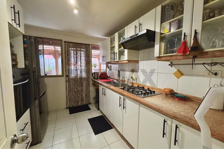 Casa en venta con piscina climatizada