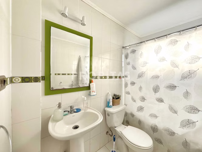 Casa con Excelente Ubicación en Exclusivo Sec (167042)