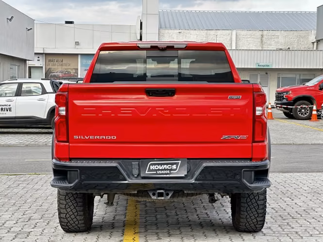 Chevrolet Silverado 6.2 Aut 2024 - Imagen 6