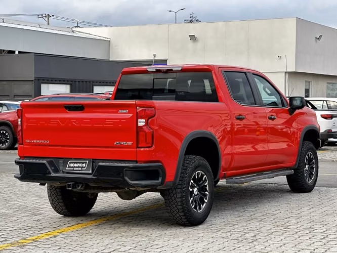 Chevrolet Silverado 6.2 Aut 2024 - Imagen 5