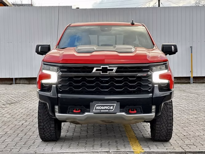 Chevrolet Silverado 6.2 Aut 2024 - Imagen 2