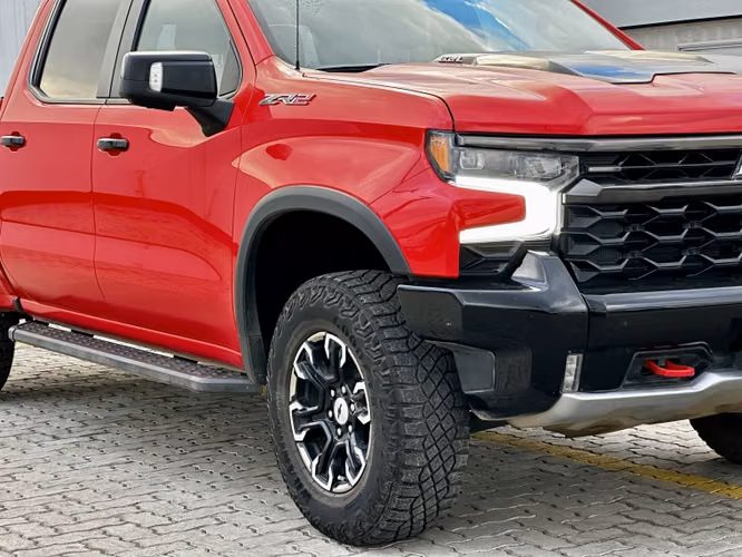Chevrolet Silverado 6.2 Aut 2024 - Imagen 4