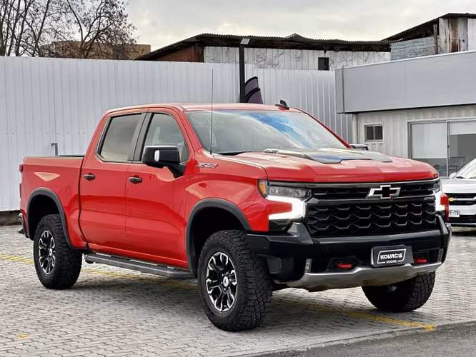 Chevrolet Silverado 6.2 Aut 2024 - Imagen 3