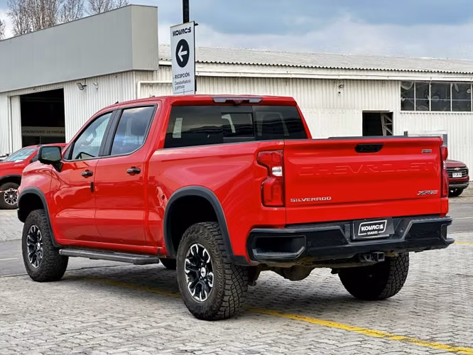 Chevrolet Silverado 6.2 Aut 2024 - Imagen 7