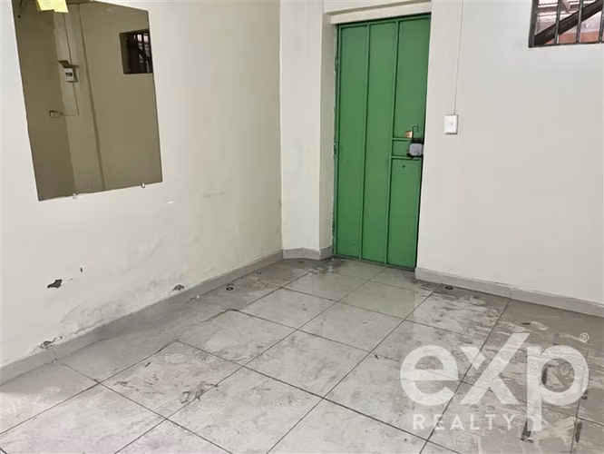 Local comercial 352 mts2, con bodega y ático - Imagen 24