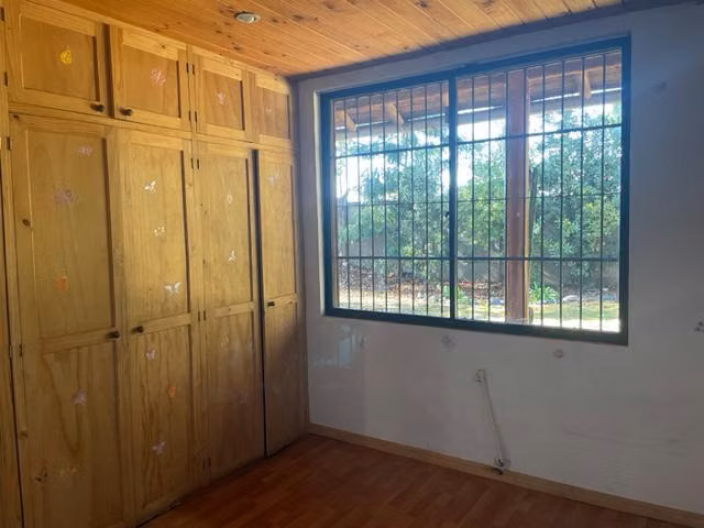 ARRIENDA  TERRENO INDUSTRIAL, COMERCIAL CON CASA/BODEGA