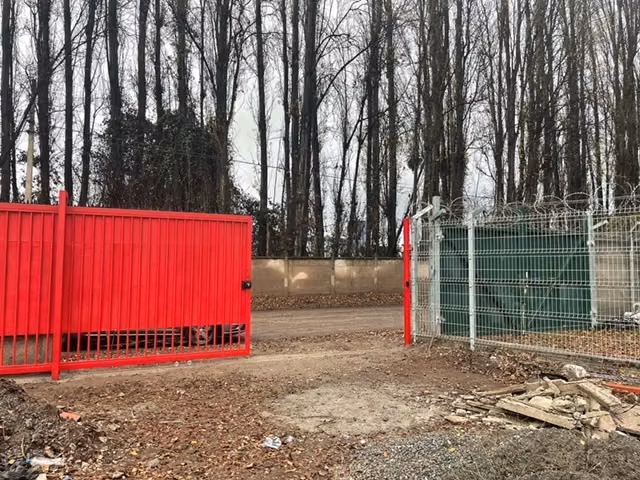 ARRIENDA INDUSTRIAL, COMERCIAL CON PERMISO