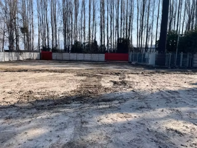 ARRIENDA INDUSTRIAL, COMERCIAL CON PERMISO