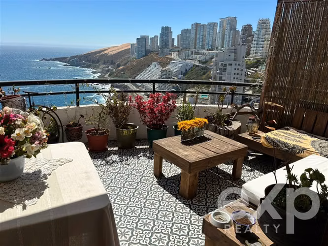 Departamento en venta de 2 dorm. en Viña del Mar