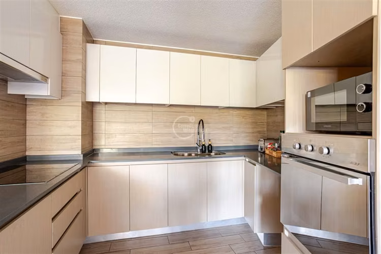 Departamento en venta de 3 dorm. en Peñalolén