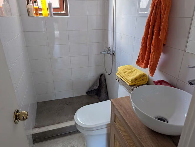 Casa semi amoblada
