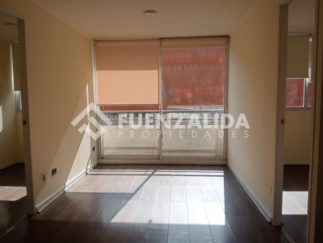 Arriendo departamento en Santiago 2 dorm, 1 baño M. Sta Ana