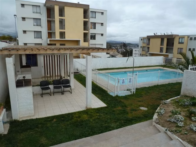 Departamento en venta de 3 dorm. en La Serena