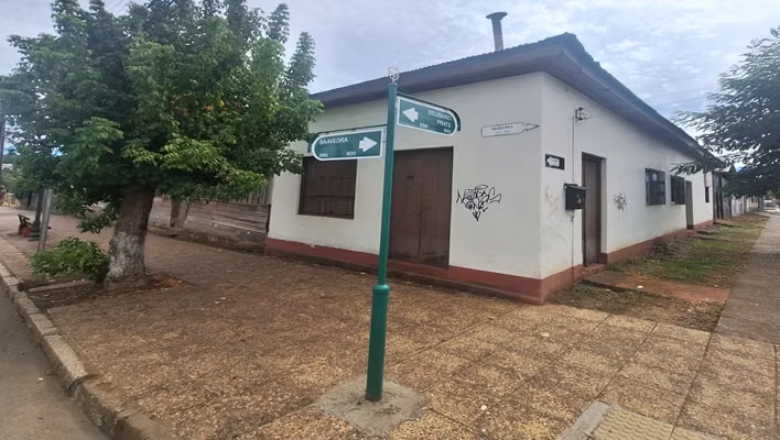 SE VENDE CASA CENTRICA CIUDAD DE TRAIGUEN.