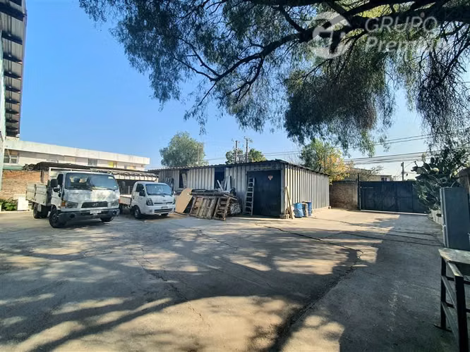 Bodega - Industria - local comercial en venta en La Cisterna
