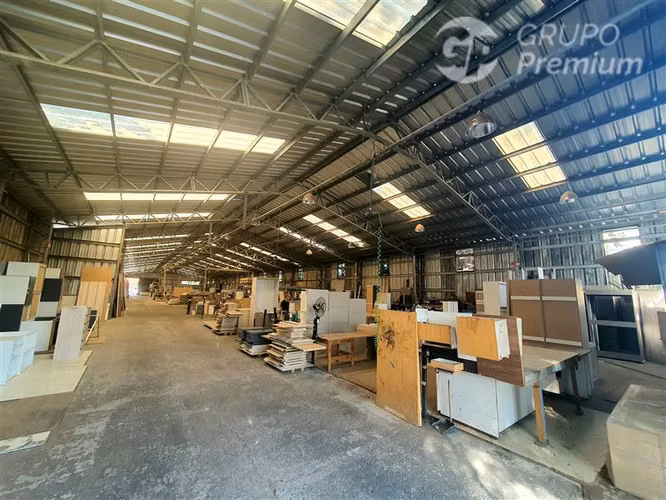Bodega - Industria - local comercial en venta en La Cisterna