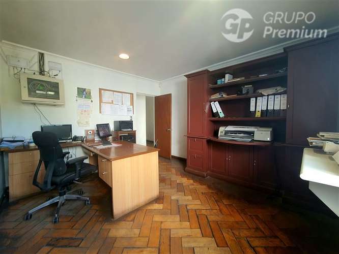 Bodega - Industria - local comercial en venta en La Cisterna
