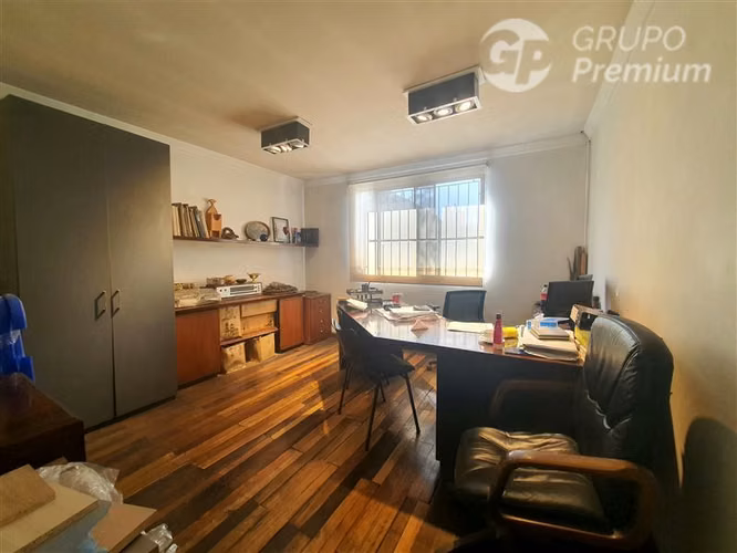 Bodega - Industria - local comercial en venta en La Cisterna