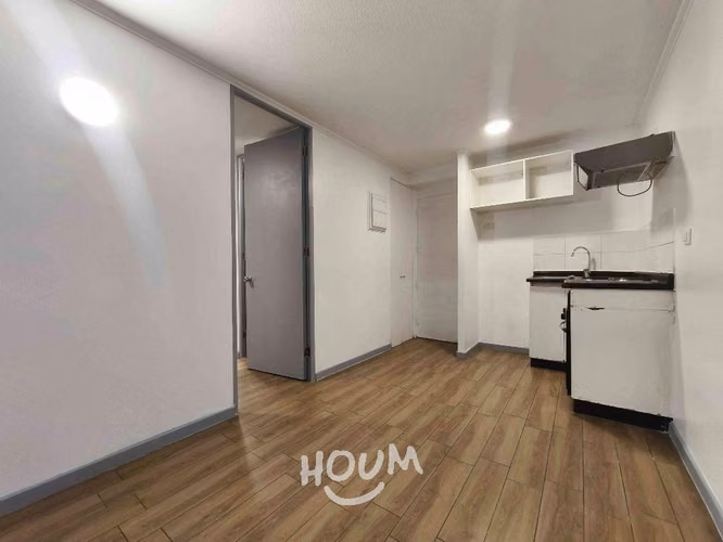 Departamento en Avenida María Rozas Velásquez