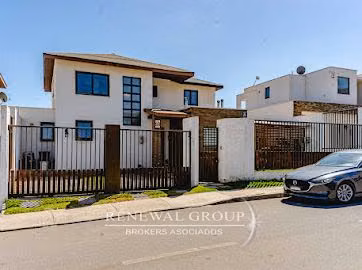 Linda casa ampliada en Venta.   (167477)