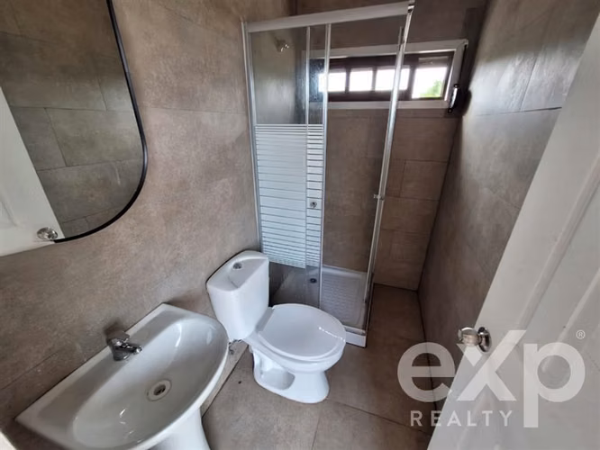 Vende Casa 4 dorm. 78m2 5000m2 en Pichilemu
