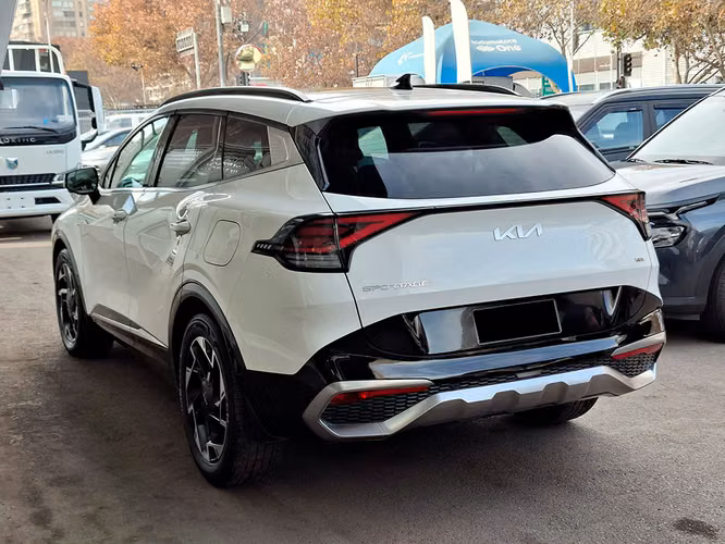 KIA SPORTAGE 2023