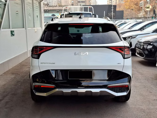 KIA SPORTAGE 2023