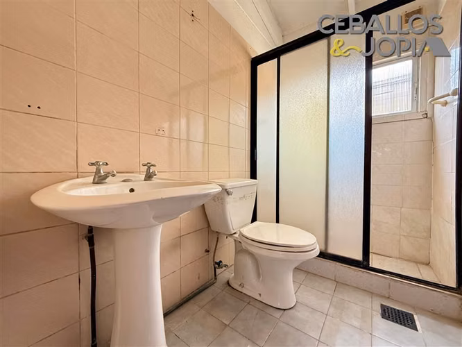 Casa en venta de 4 dorm. en Villa Alemana