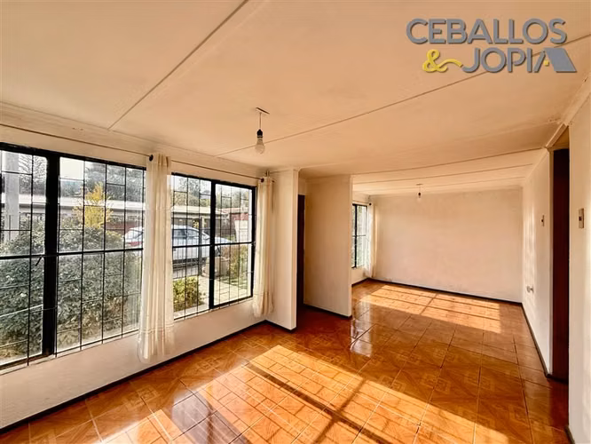 Casa en venta de 4 dorm. en Villa Alemana