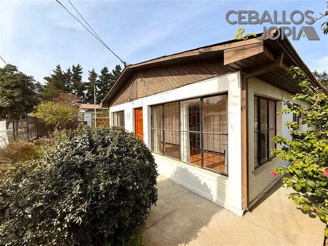 Casa en venta de 4 dorm. en Villa Alemana