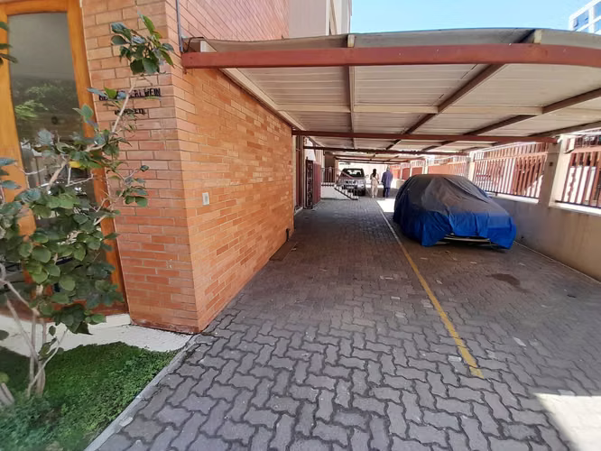 Penthouse a Una Cuadra de Av. Libertad (167501)