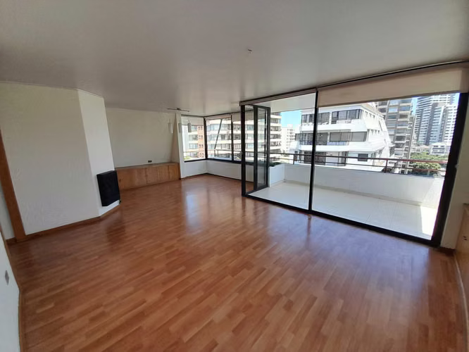 Penthouse a Una Cuadra de Av. Libertad (167501)