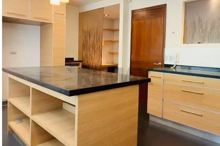 Departamento  en vitacura.