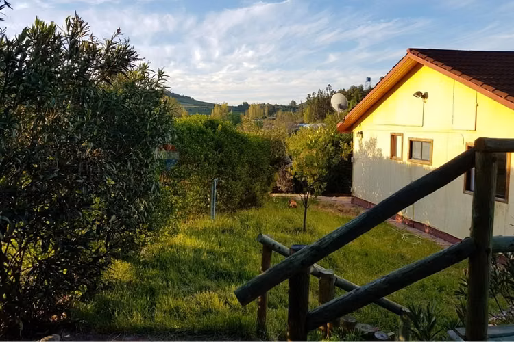 Casa con 1.530 m2 de terreno en la estrella