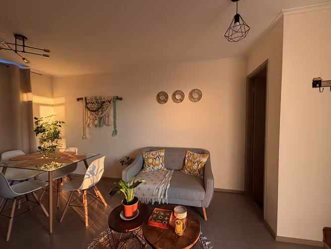 Se arrienda casa amoblada