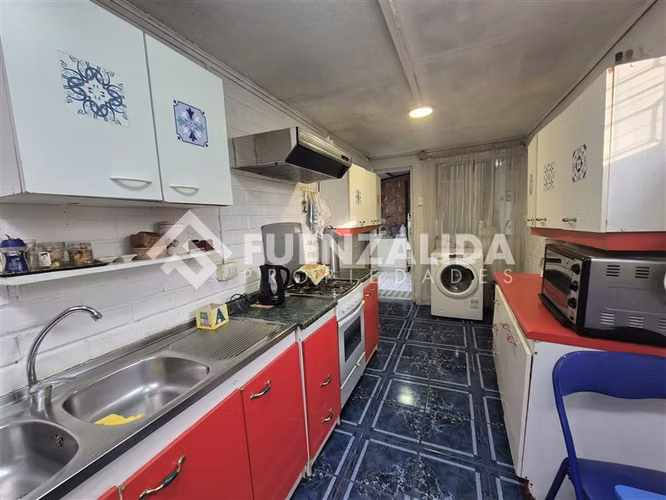 Casa en venta de 2 dorm. en Pudahuel