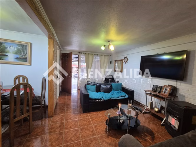 Casa en venta de 2 dorm. en Pudahuel