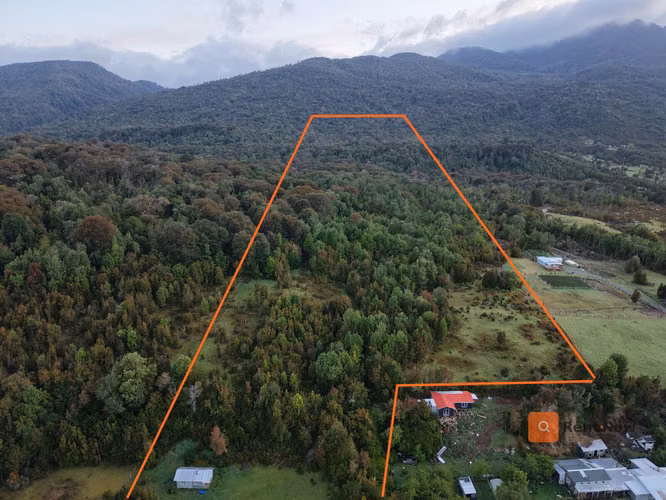 Campo 12.5 ha Patagonia Chaitén - Mar y Carretera