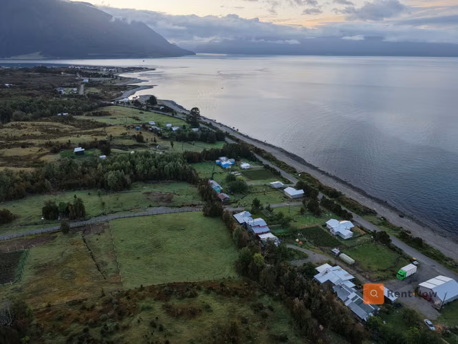 Campo 12.5 ha Patagonia Chaitén - Mar y Carretera